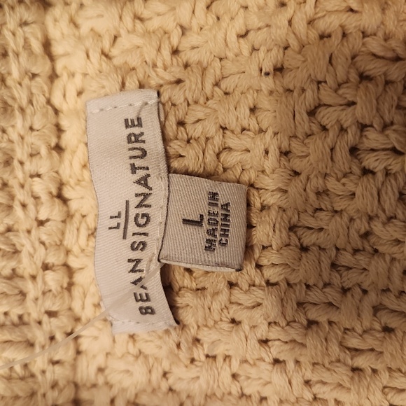 LL Bean  Fisherman Sweater - Picture 4 of 7